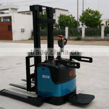 1.5T Electric Stacker Wide Legs photo-2