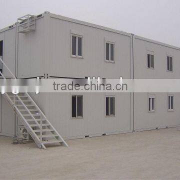 Sandwich panel container lving home