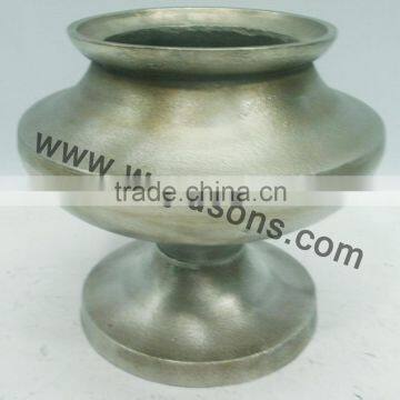 Metal Vase, Flower Vases, Vases in Cast Aluminium in U Shape photo-5