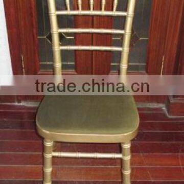 Продаются складывающиеся золотые свадебные стулья Chiavari Camelot