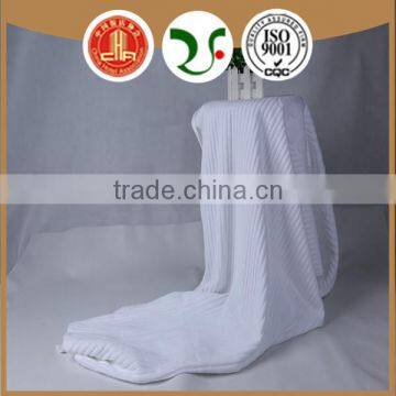 100% cotton embossed striped bath towels