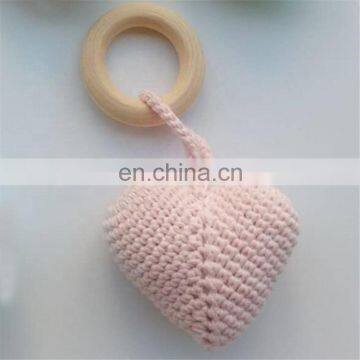 Cute Heart Baby Teething Ring Hand Knitted Teether Rattle Toy photo-5