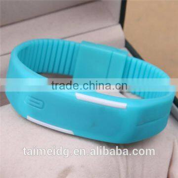 Alibaba express digital silicone girl watch