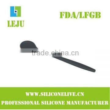 2012 silicone kitchen spoon with long handle