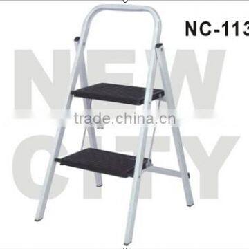 2 step steel ladder