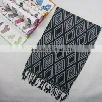 New Design Of Men's Scarf