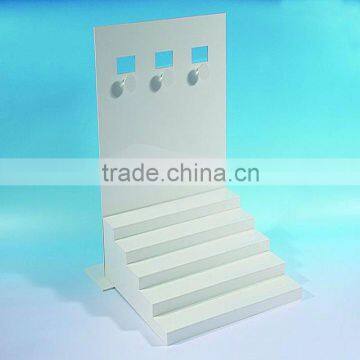 China manufactures hot sale Acrylic fashion jewelry display stands with Good Quality