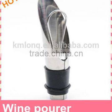 Stainless steel wine pourer for measured