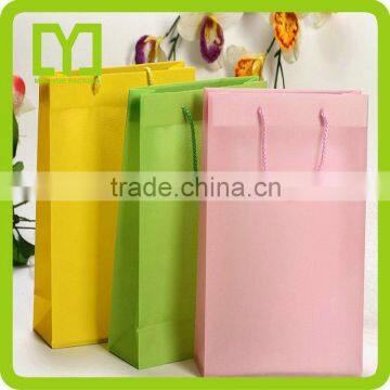 2015 New Alibaba YiWu fashion customized solid beautiful paper shopping bag