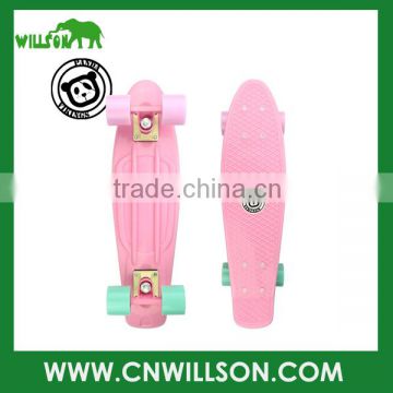 2016 New design hot sale PP or ABS material skateboard