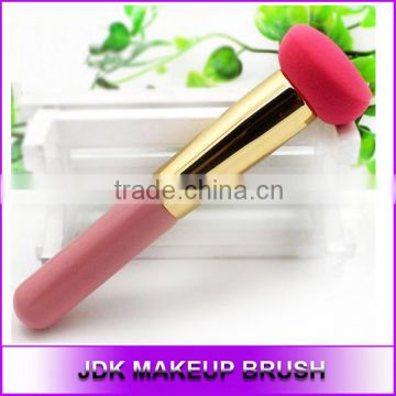 High quality Beauty Makeup Sponge Brush, Liquid Sponge foundation brush, OEM logo makeup brushes