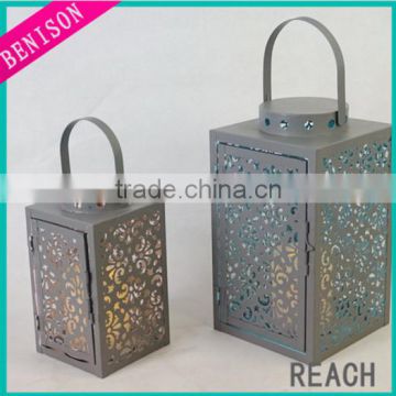 Factory price popular pillar spring metal lace metal lantern candle holders