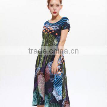 Wholesale chromatic wrinkle clothing slimming A-line dress for lady