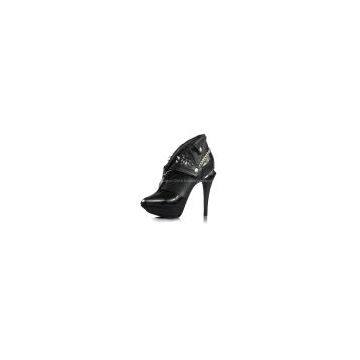 Lotoyo Pin-Heeled Metal Chain &Studs women Ankle Boots Ltyk0009