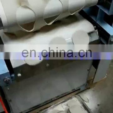 Chinese automatic dumpling skin sheet maker machine/chapati wrapper making machine