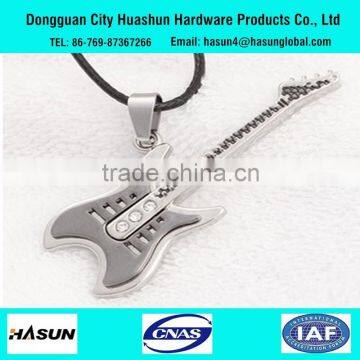 Factory Direct Sale Silver Diamante Guitar Shape Necklace Pendant