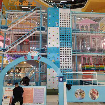 Настройте приключения для детей с Warrior Expand!