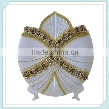 Beautiful Items Polyresin Table Decoration