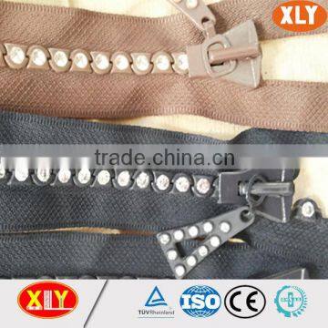xly high quality original design #3 #5 diamond plastic zipper