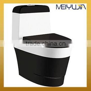 Black & white Siphonic One piece Toilet M5826