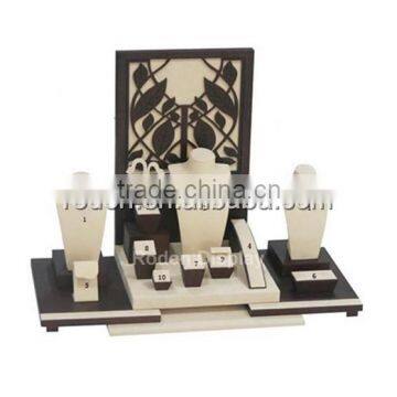 Customized high end polished acrylic luxury wood jewelry displays