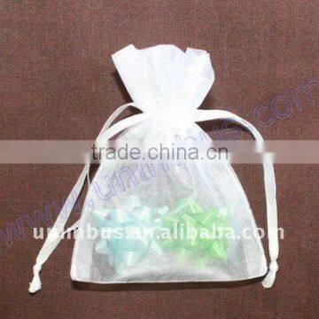 white organza bags with white drawstring