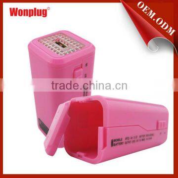 Wonplug high quaity USB charger power bank with 4PCS AA battery for using all over the world.