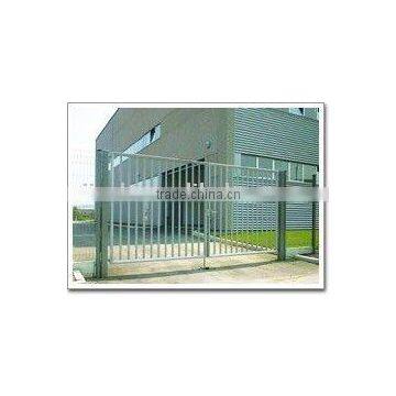 wire mesh fence