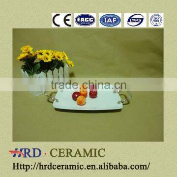 2015 New product stock white ceramic plate with Metal handle