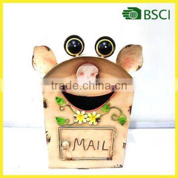 YS15001 Pretty Handicraft Pig Metal Mailbox