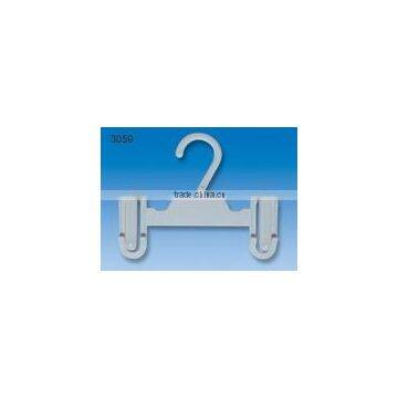 bottom hanger