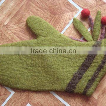 Felt Mitten glove
