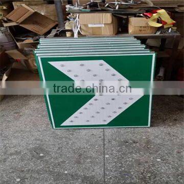 Direct manufacture solar power outdoor led traffic sign board