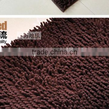 long pile chenille bathroom mat with anti-slip base