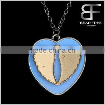 Special Design Glow in the Dark Angel Wings Heart Pendant Necklace for women