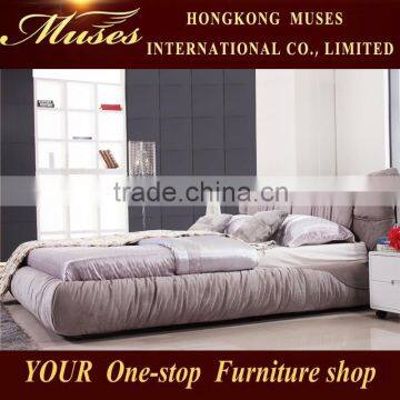 High Headboard Leather or Cloth Bed B80049