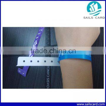 customized disposable plastic wristband with cheap price