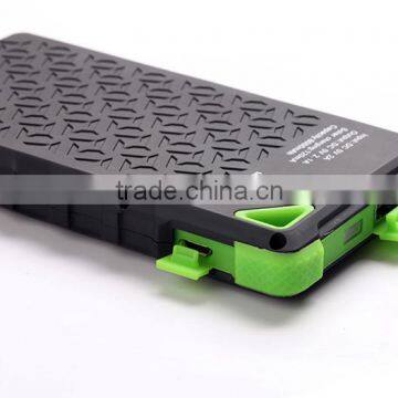8000mah Rohs Dual Usb Waterproof Wholesale Solar Cellphone Charger photo-4