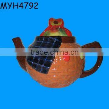 Rustic terracotta teapot with special lid