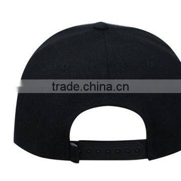 Plastic Strapback Wholesale Custom 6 Panel Snapback Hats Made in China photo-4