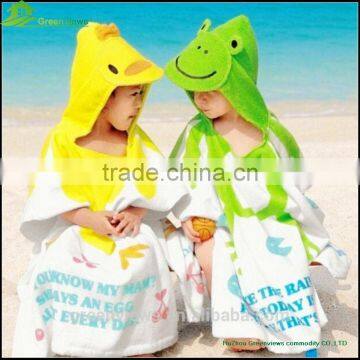 Kids hooded poncho beach towel/poncho towel baby robe animal printed poncho baby beach towel with hood GVKBR1010