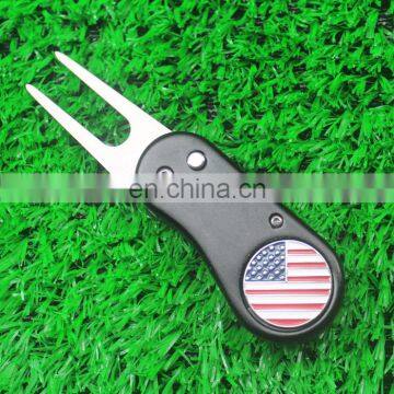 USA Flag Soft Enamel Metal Golf Ball Marker with Antique Brass Golf Divot Tool