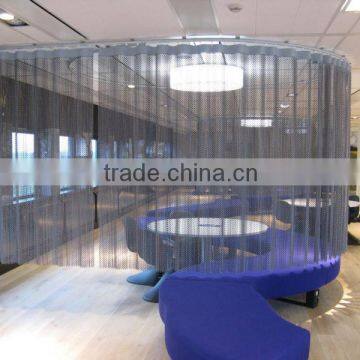 First class surface metal chain link curtain