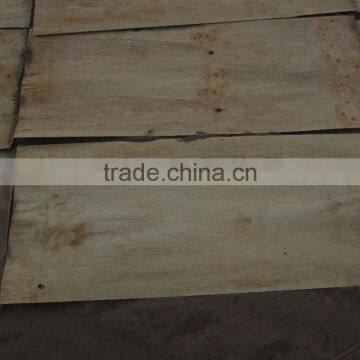 Dried Core veneer for making plywood moisture 18% the best price from Vietnam