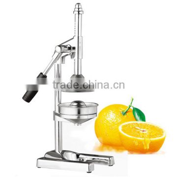 Manual cold press juicer