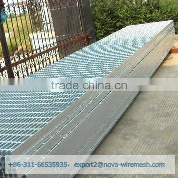 Electric galvanized / hot dipped galvanized steel grating