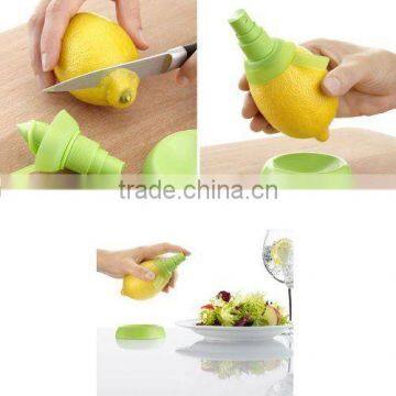 2PCS Fruit Citrus Lemon Lime Orange Stem Sprayer Set Green