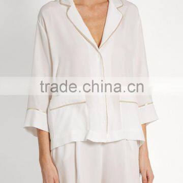 High Quality Shawl Collared White and Golden Color Contrasting Satin Sleepwear photo-2