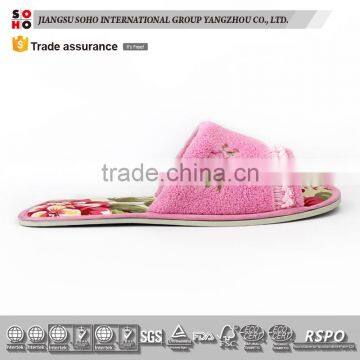 2017 Attractive Design Flat Resort Logo Embroidered Velvet Eva Hotel Slippers Indoor Slipper photo-2