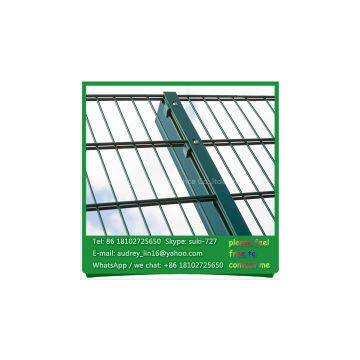 Galvanized steel green vinyl coated welded wire mesh Nylofor 2D fence for sale